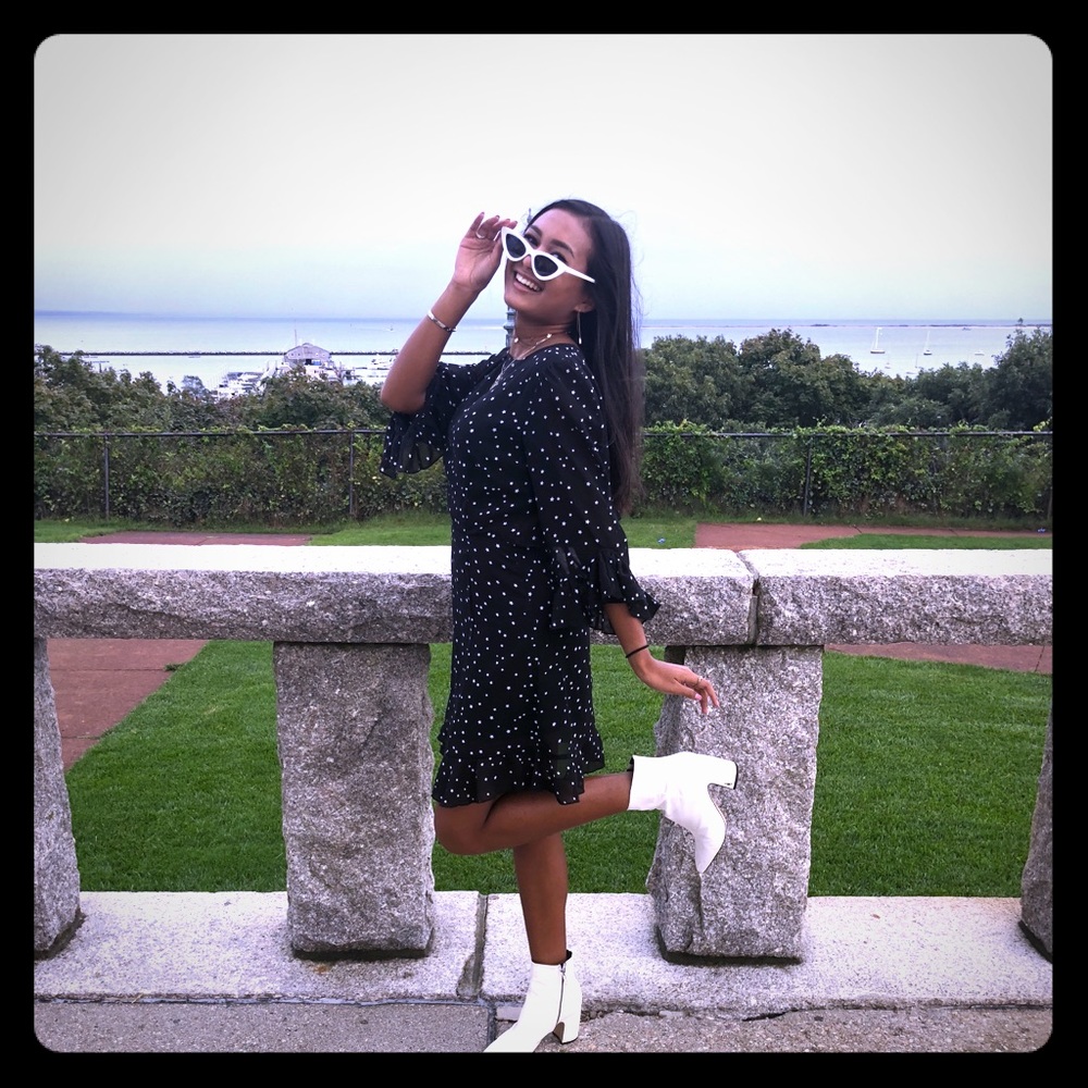 Meet your Posher, Elena